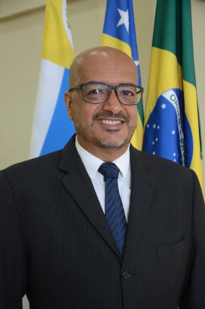 O atributo alt desta imagem está vazio. O nome do arquivo é 366366931_3542063436122224_9104959186771132268_n-678x1024.jpg
